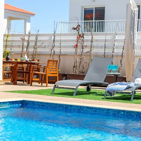 Вилла Napa Bay View 7 *