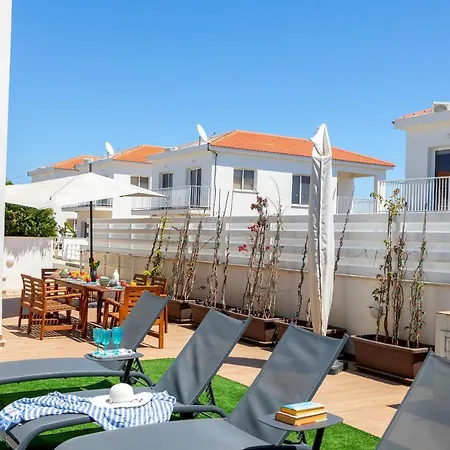 Вилла Napa Bay View 7 *