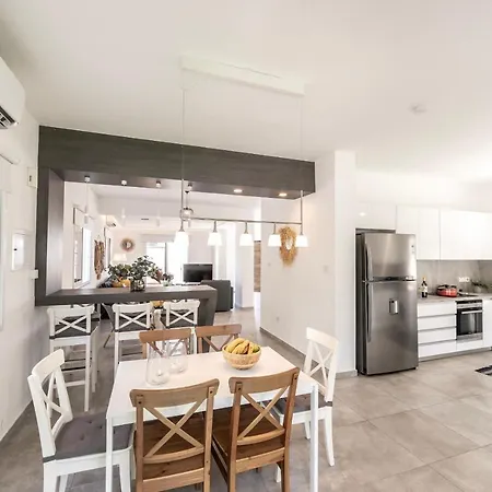 Вилла Napa Bay View 7 Айя-Напа